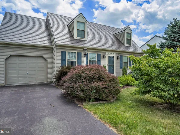 3062 Jodi Ln, Dover, PA 17315
