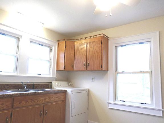 5th image of 99 Tarheel Dr