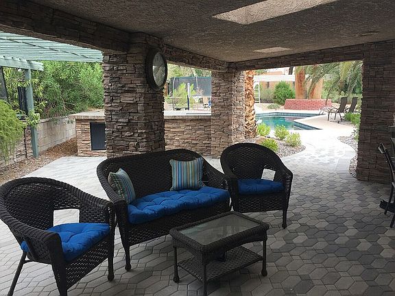 3rd image of 6840 Adobe Ct