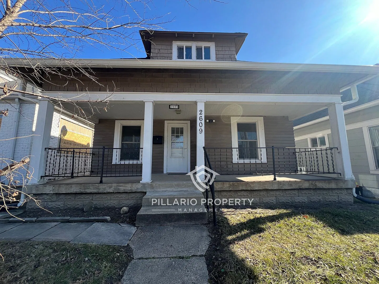 3 Bedroom/1.5 Bathroom House Near Garfield Park, Available NOW! — Photo 2