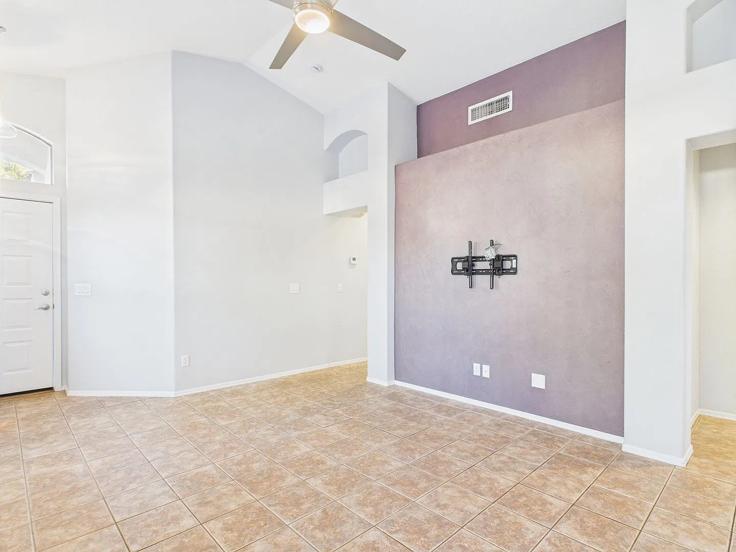 Charming 2-Bed Single-Story Home in Gated North Canyon Ranch | Pool & Turf — Photo 2