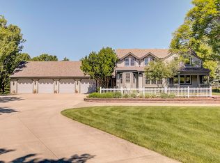 W220N4879 Town Line Rd, Menomonee Falls, WI 53051