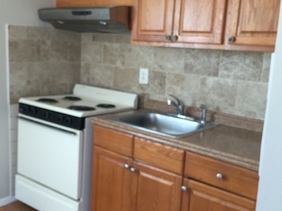 5th image of 33 Cinque Dr