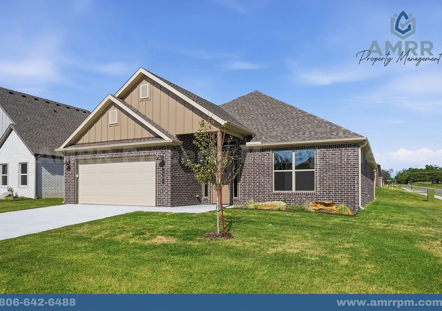 New Beginning Start with AMRR: Spacious 4-Bedroom, 2-Bath Home in Heritage Ranch Siloam Springs — Photo 2