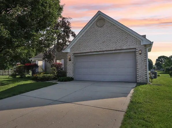 7456 Jack Pine Ct, Avon, IN 46123