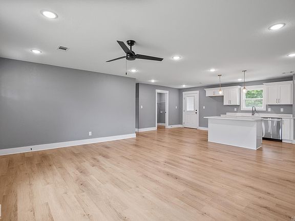 5th image of 5622 Valley Ridge Trl