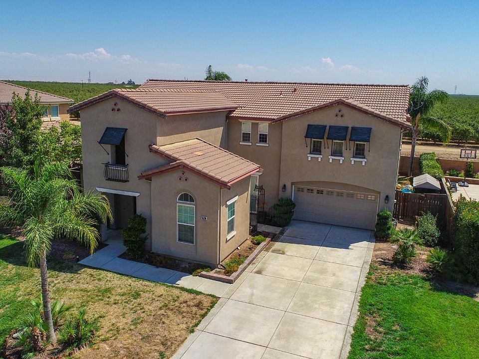 1st image of 15200 Torrey Pines Cir