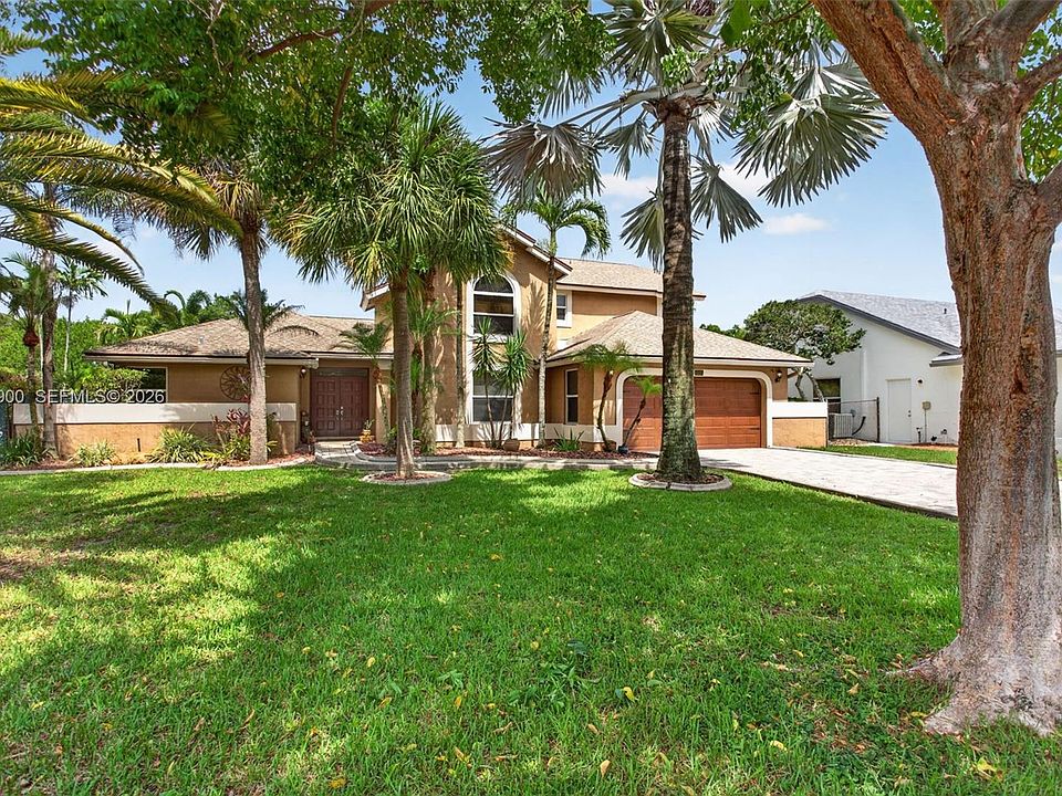1st image of 5115 NW 51st Ave