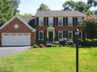 20714 Woodthrush Ct, Sterling, VA 20165