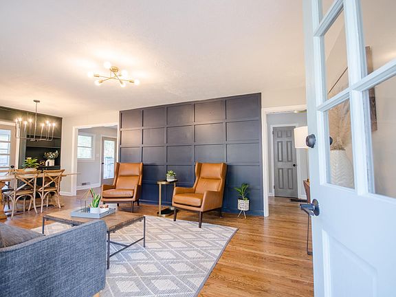3rd image of 110 Peachtree Cir