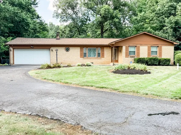 8904 Camby Rd, Camby, IN 46113