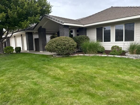 4100 W 43rd Ave, Kennewick, WA 99337