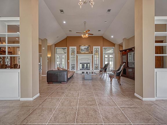4th image of 505 Cottonwood Ct