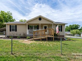 907 Bethpage Rd, Kannapolis, NC 28081