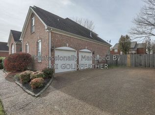 125 Lake Ridge Dr, Hendersonville, TN 37075