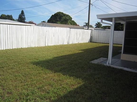 2nd image of 5123 Sandalwood Dr