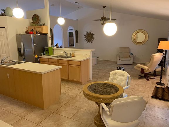 2nd image of 837 Jayhil Dr