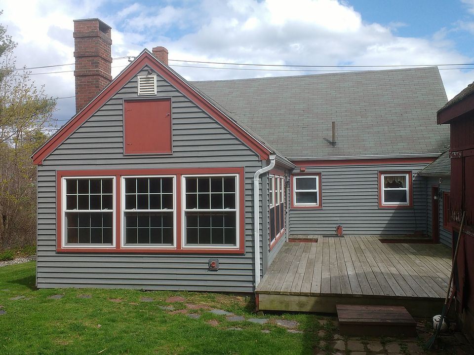 2nd image of 172 Douglass St