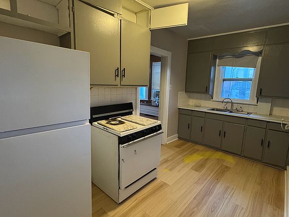 2nd image of 1417 Themis St APT 1