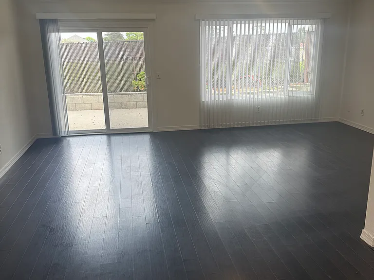 546 Bakeman Ln — Photo 2
