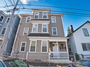 47 Bogle St, Fall River, MA 02723