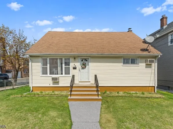 60 Hammond Ave, Passaic City, NJ 07055