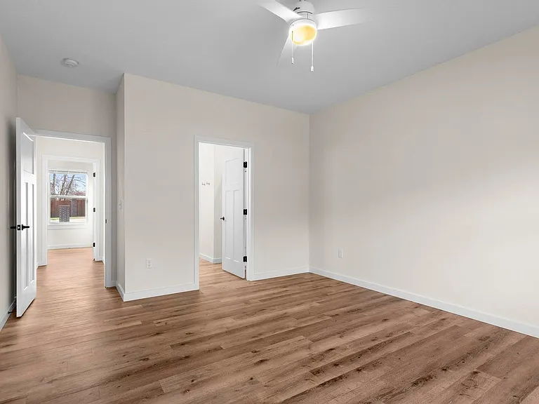 4207 E Eastmoor Dr — Photo 19