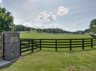 2310 Santa Fe Pike, Columbia, TN 38401