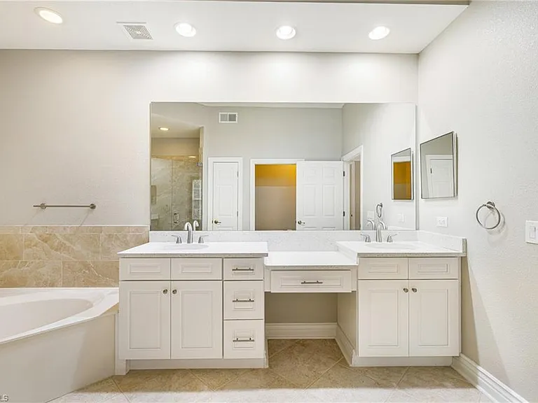 5051 Indigo Bay Blvd #102 — Photo 18