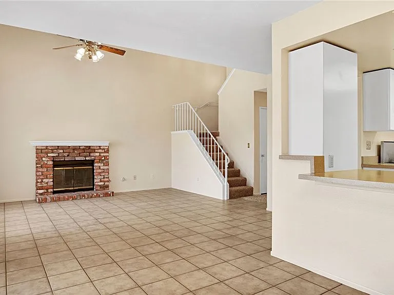 26342 Snowden Ave — Photo 3