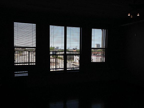 4th image of 2205 McKinney St APT 405