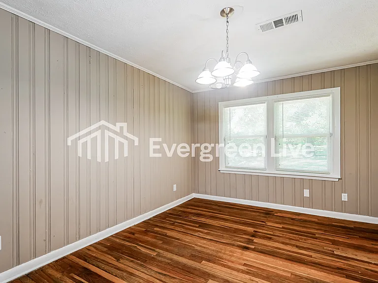 1138 Adkins Blvd — Photo 5