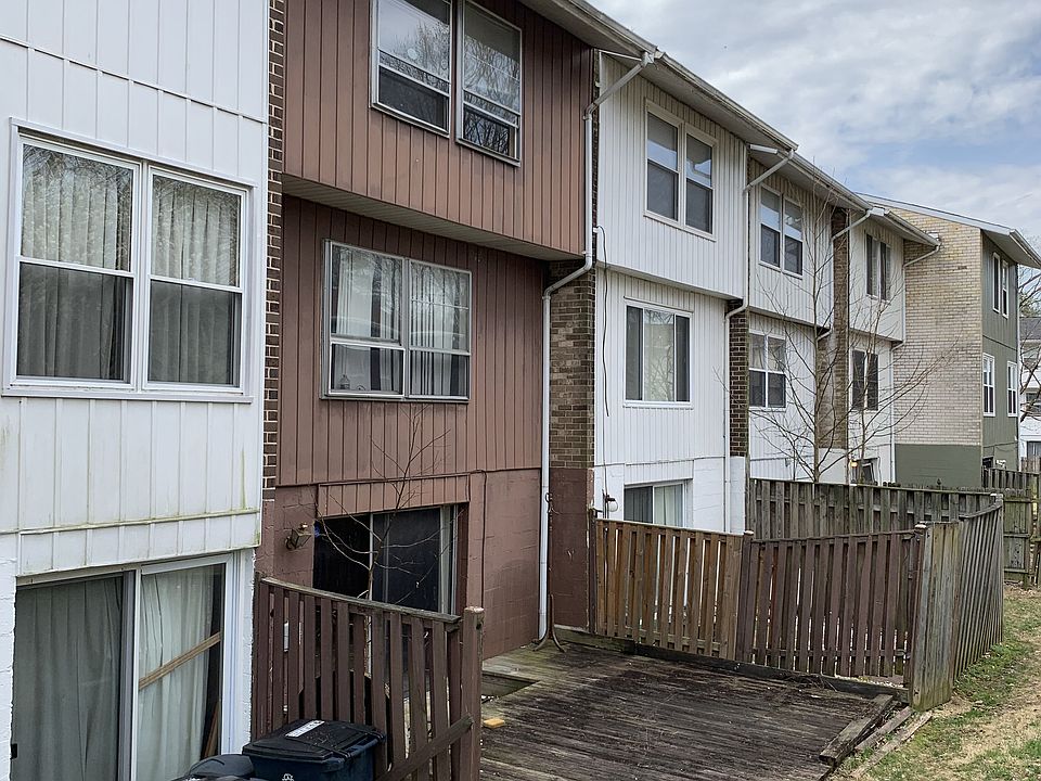 2nd image of 10153 Campus Way S #10