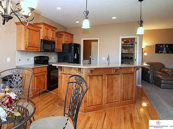 5th image of 6212 S 193rd Ave