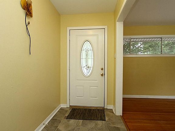 Come take a tour of this home, starting with the tiled entry