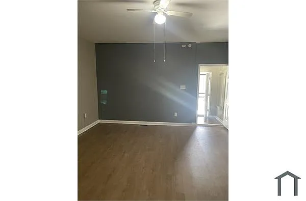 Building Photo - 404 N 53rd St