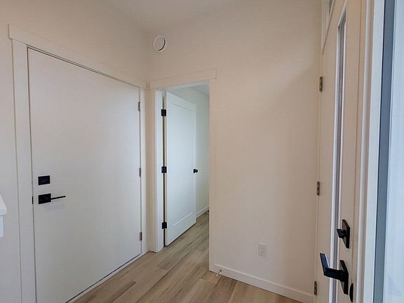 2nd image of 3602 Pleasant Valley Rd #2