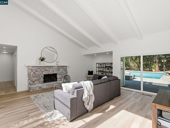 2nd image of 2169 Nelda Way