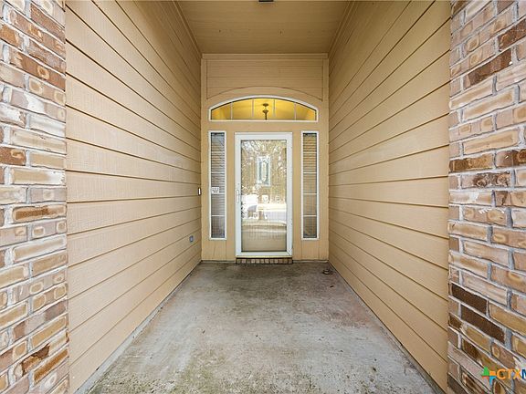 5th image of 4506 Golden Gate Dr