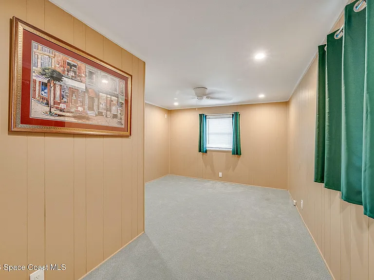 108 Avenue D E — Photo 24