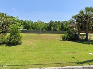 140 Espy Ave, Pass Christian, MS 39571