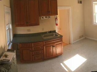 27 Loomis St APT 3, Burlington, VT 05401
