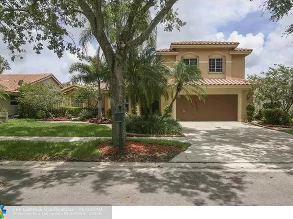 1085 Fairfax Ln, Weston, FL 33326