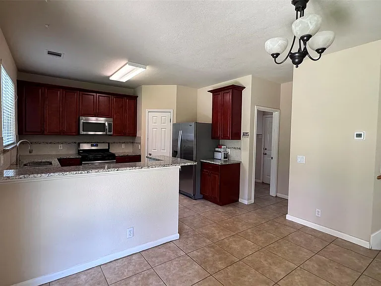 2211 Bent Bow Dr — Photo 14