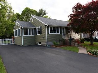 16 Roseen Ave, Weymouth, MA 02188