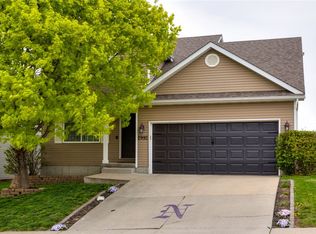 2992 Park Pl, Norwalk, IA 50211