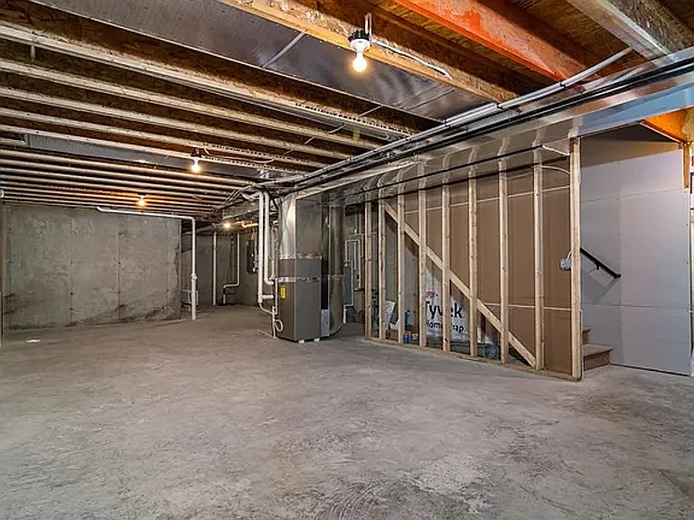 2741 Spark St — Photo 12