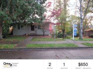 1741 NE Freemont Ave APT A, Roseburg, OR 97470