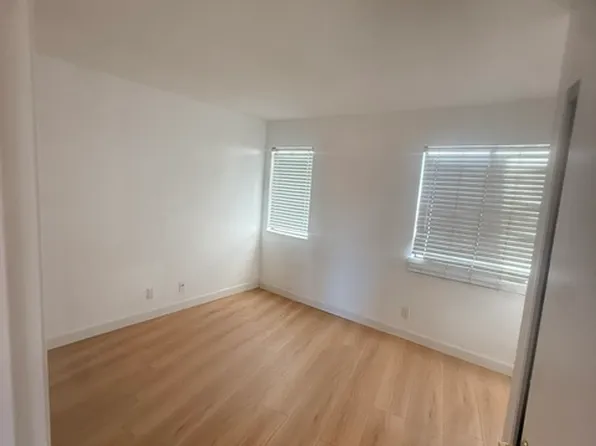 1340 Glenwood Rd, Glendale, CA