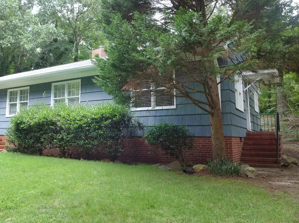 733 Raleigh Rd, Chapel Hill, NC 27514